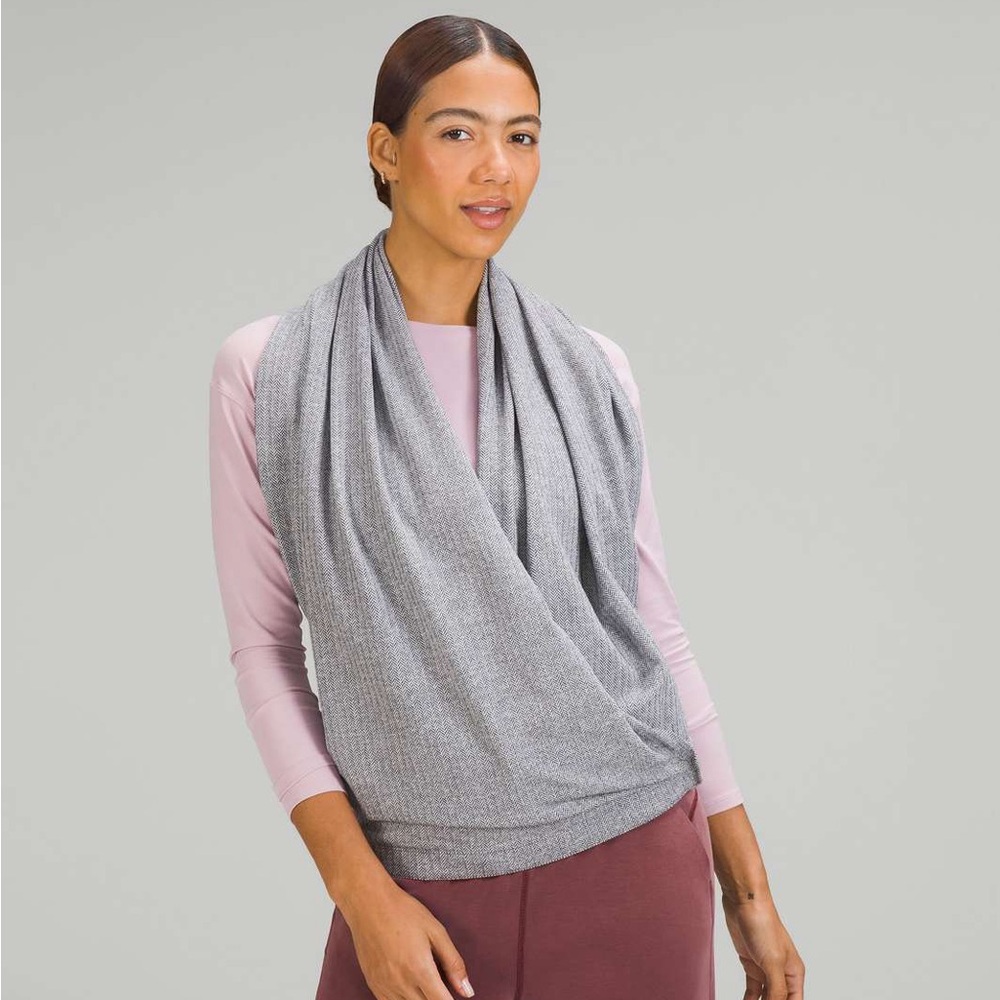 Lululemon Athletica Lululemon Customizable Snap Scarf - Picture 7 of 7